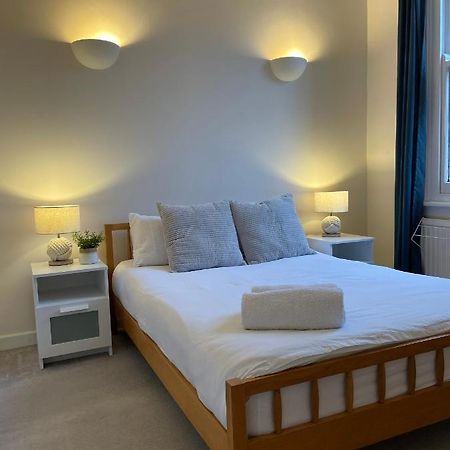 Spacious 2 Bedroom Apartment With Garden Cambridge  Eksteriør bilde