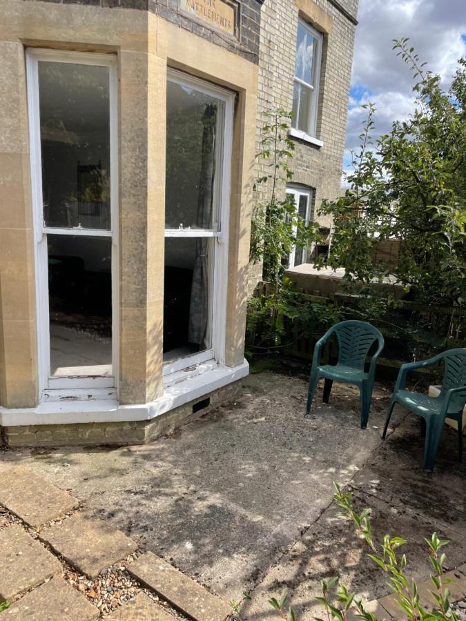 Spacious 2 Bedroom Apartment With Garden Cambridge  Eksteriør bilde